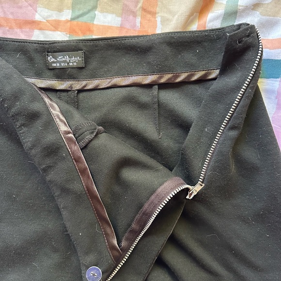 Mini skirt / shorts - Picture 4 of 5